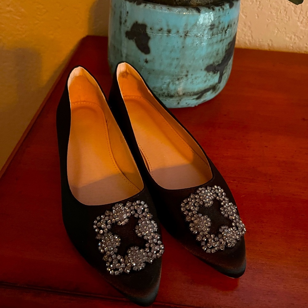 Bought at Macy’s worn for pictures holiday shoes 6.5 Black jeweled BEAUTIFUL